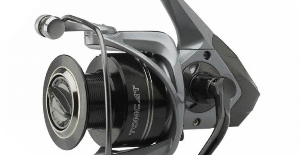 Buy Okuma Tomcat 8000 Spinning Reel with 210m Braid online at