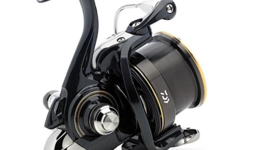 19 Cast'izm Feeder