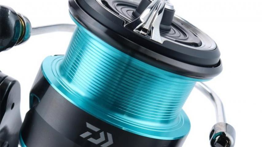 21 Emeraldas Air MQ LT