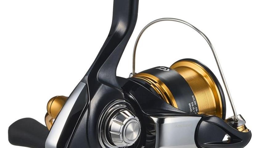 Daiwa 23 LEGALIS LT2000S-P Spinning Reel Ship from Japan