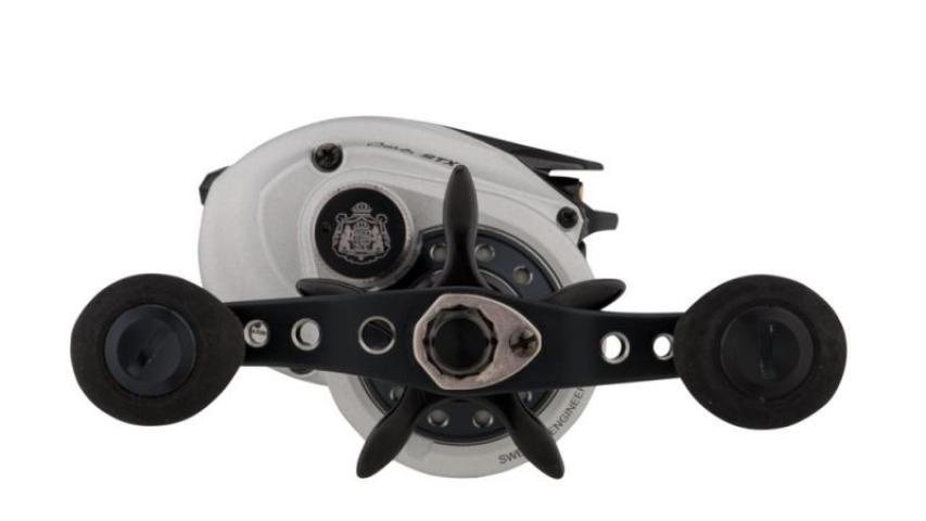 Revo STX 4 right side